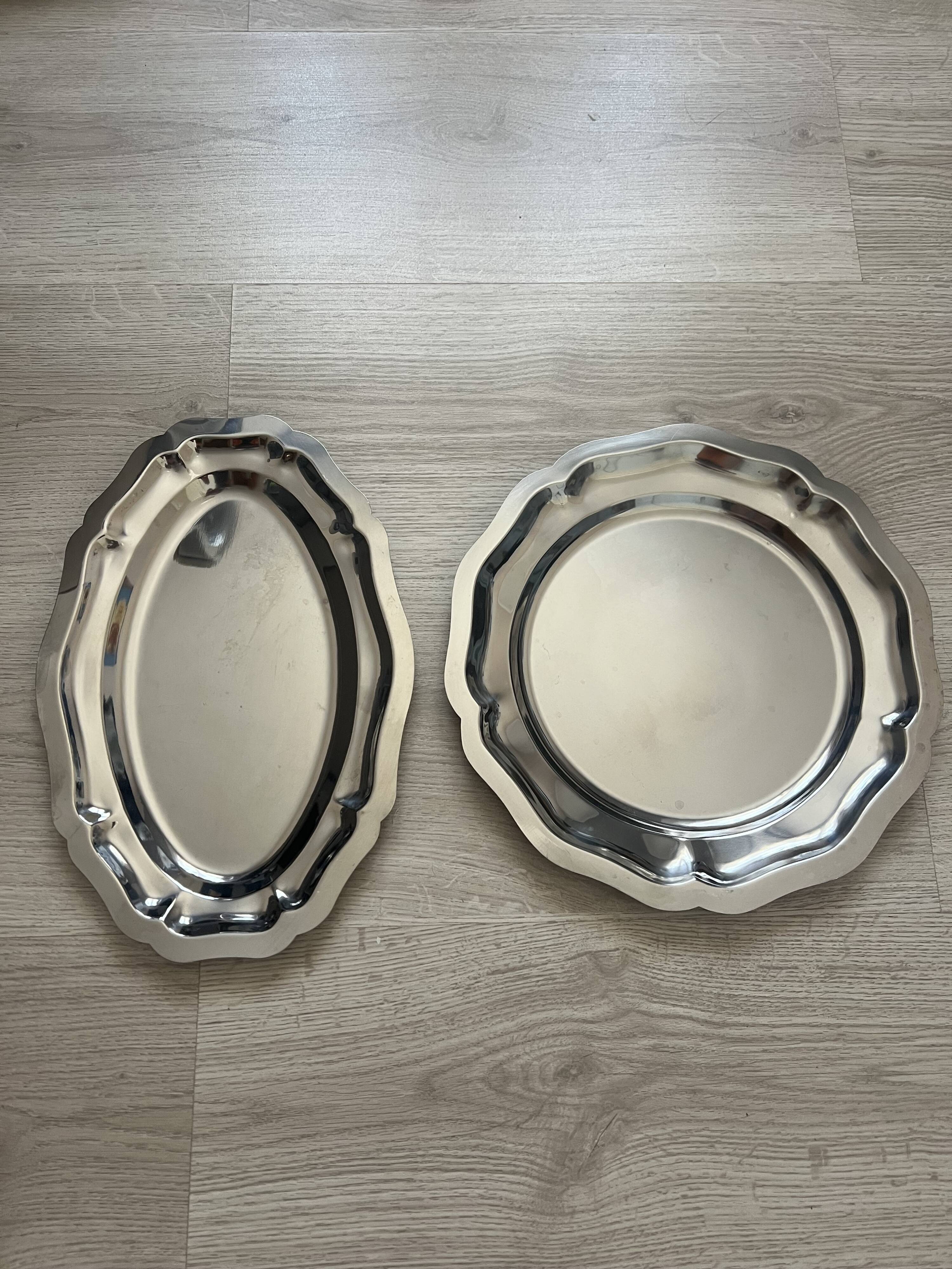 Set of 2 stainless steel tray services