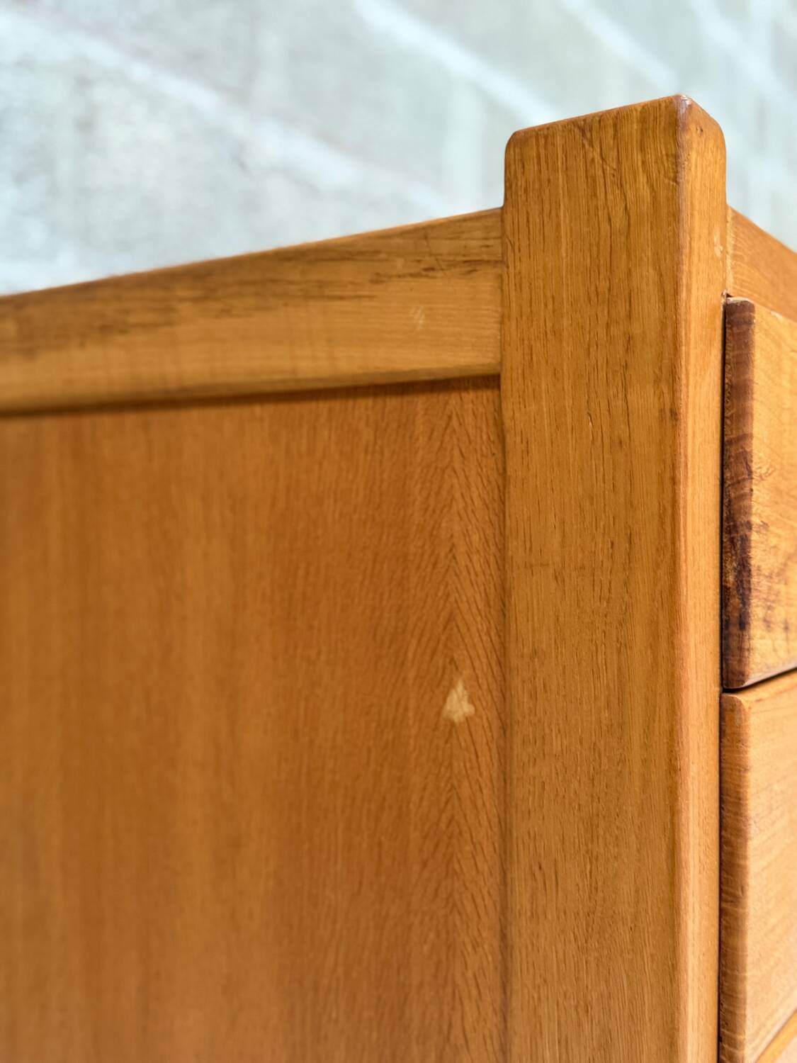 Vintage chest of drawers