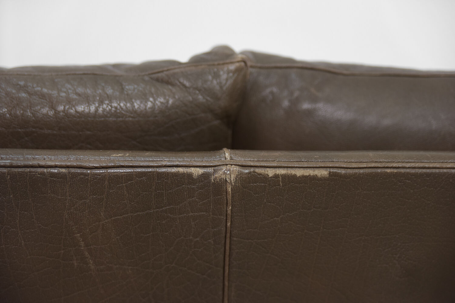 Mid-Century Modern Vintage Leather Cromwell Sofa by Arne Norell, 1960s