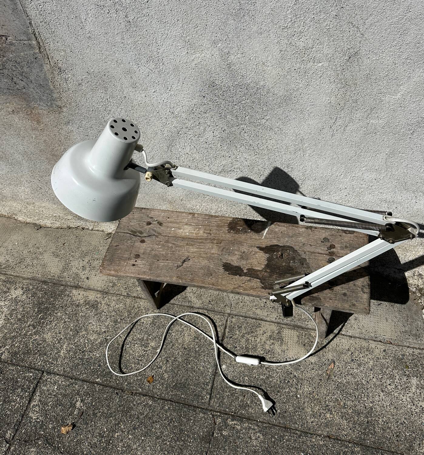 Vintage architect's desk lamp, articulated desk lamp.