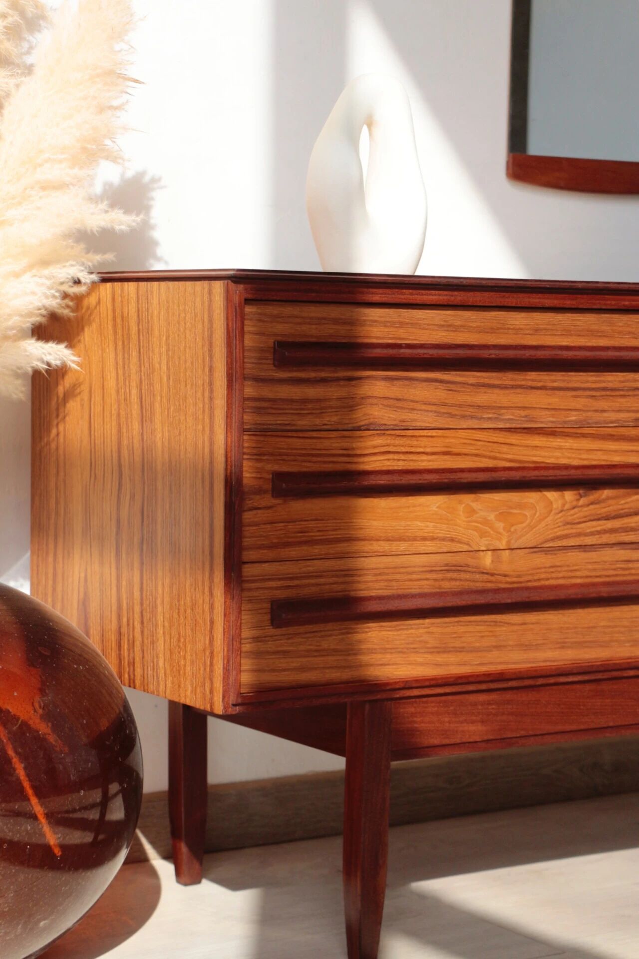 Scandinavian teak enfilade White & Newton | Vintage design from the 1960s