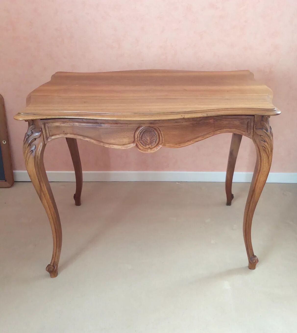 Table office louis XV.