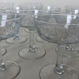 Set of 11 cups to serious champagne edged swirls white
