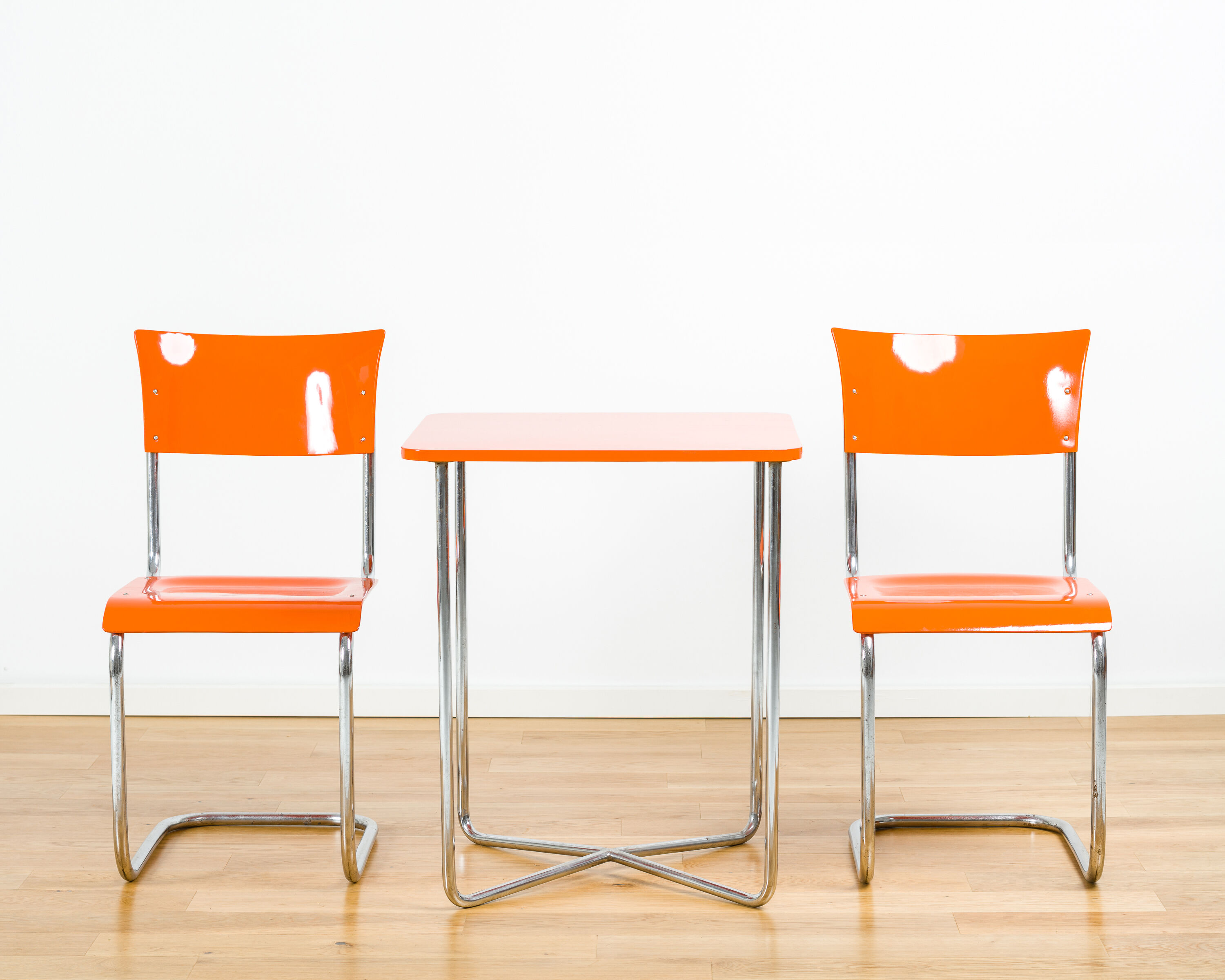 Mücke & melder 2 chairs & table set 40s