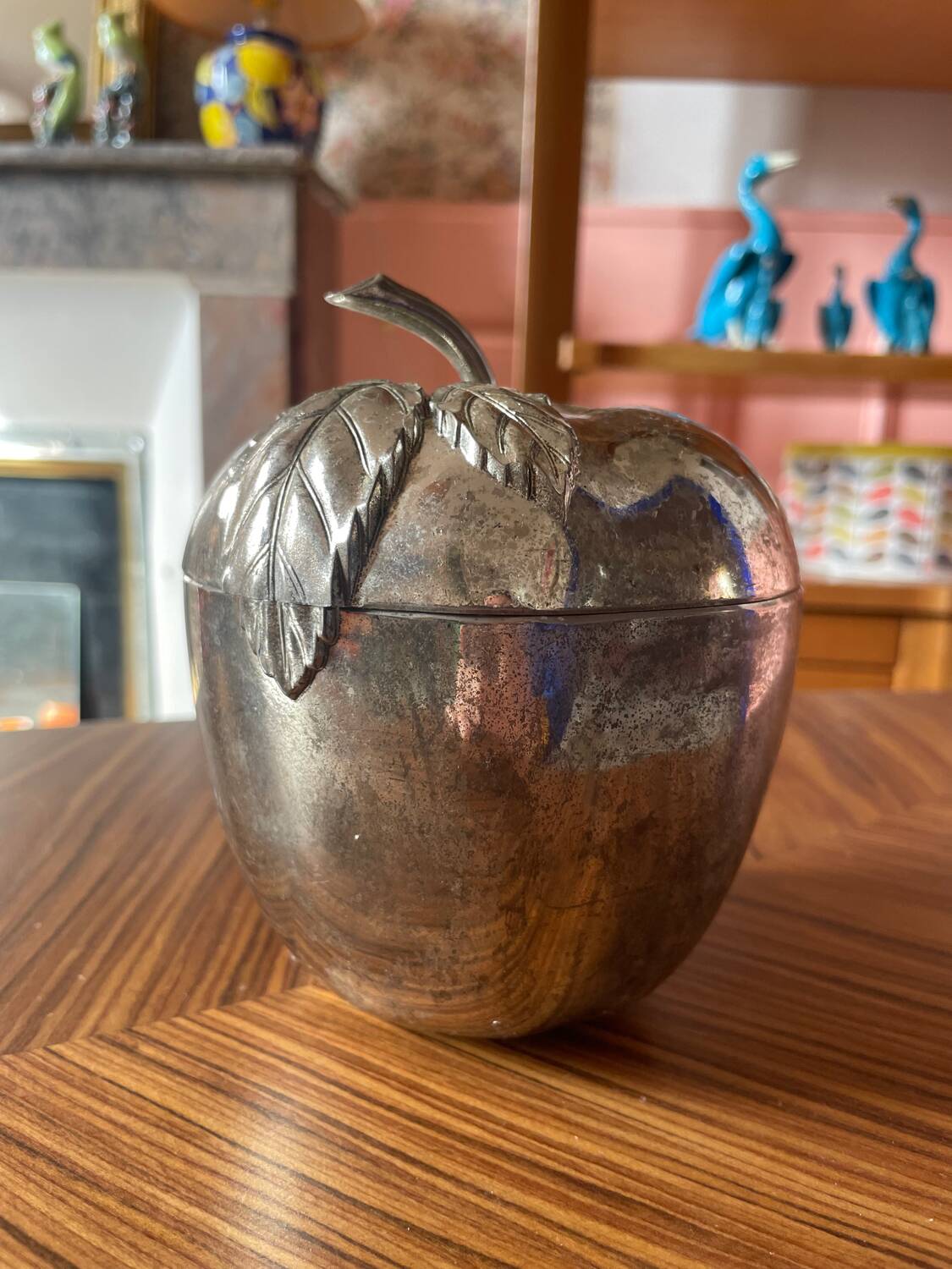 70' metal apple pocket emptier