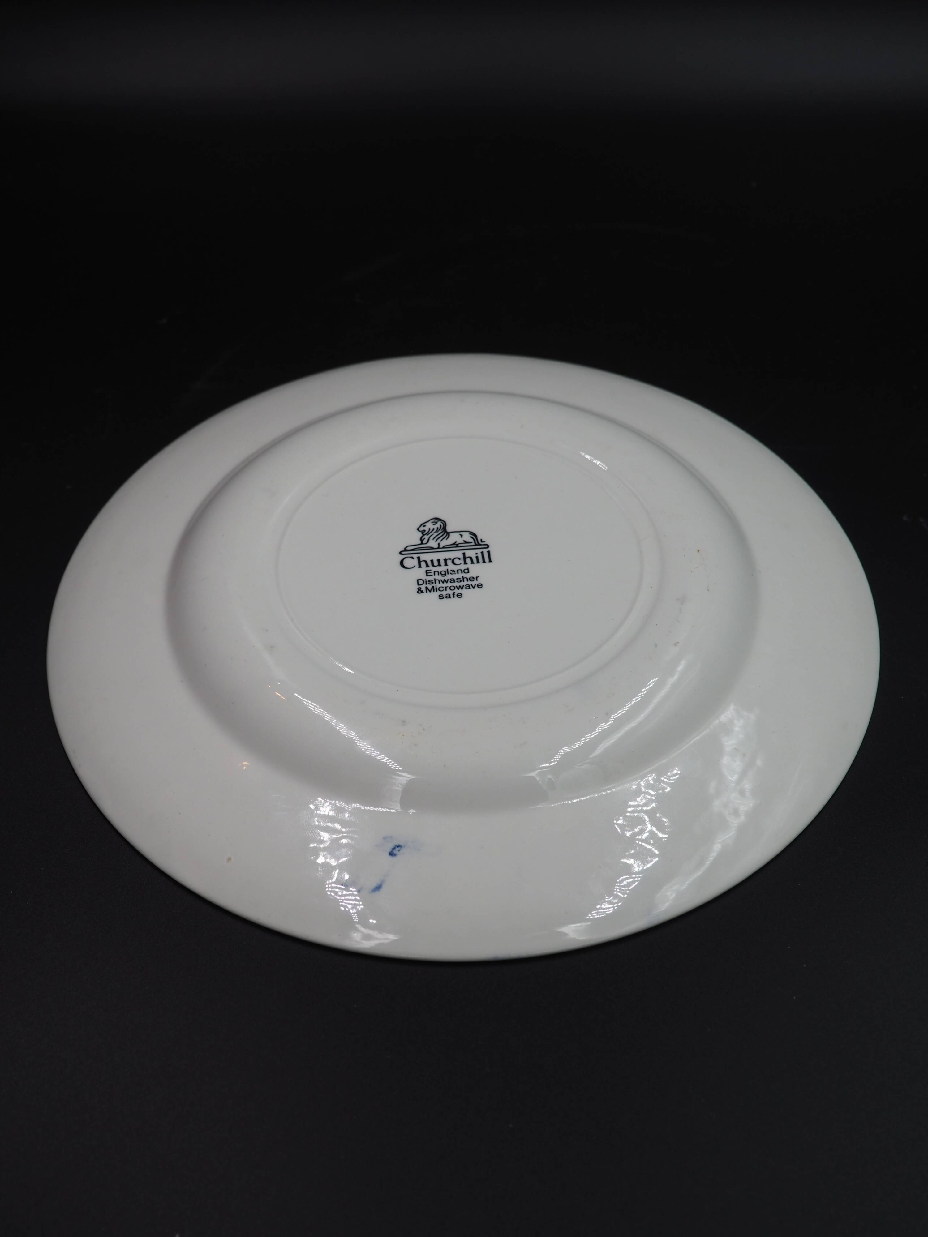 Assiette bleu campagne