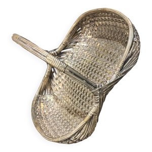Panier en métal argenté