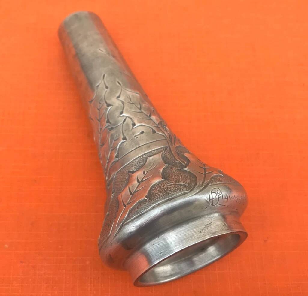 Art Nouveau soliflore vase by P. Chaumette, pewter, oak leaf decoration