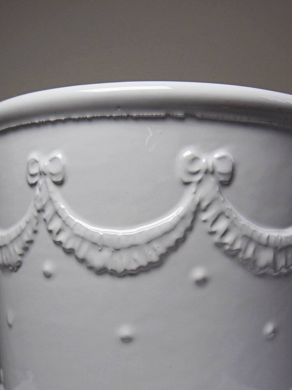 Decorative cache-pot in white faience, vintage shabby chic from Bassano, Italy.
