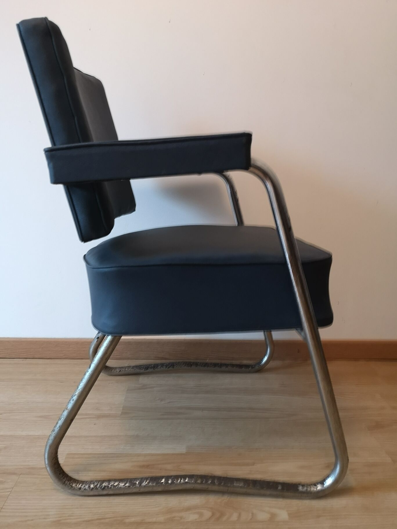 Industrial Pullman chair 60 sad vintage blue