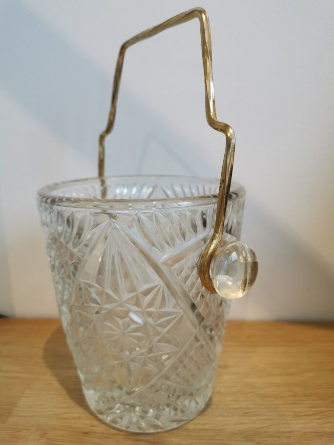 Glass ice bucket