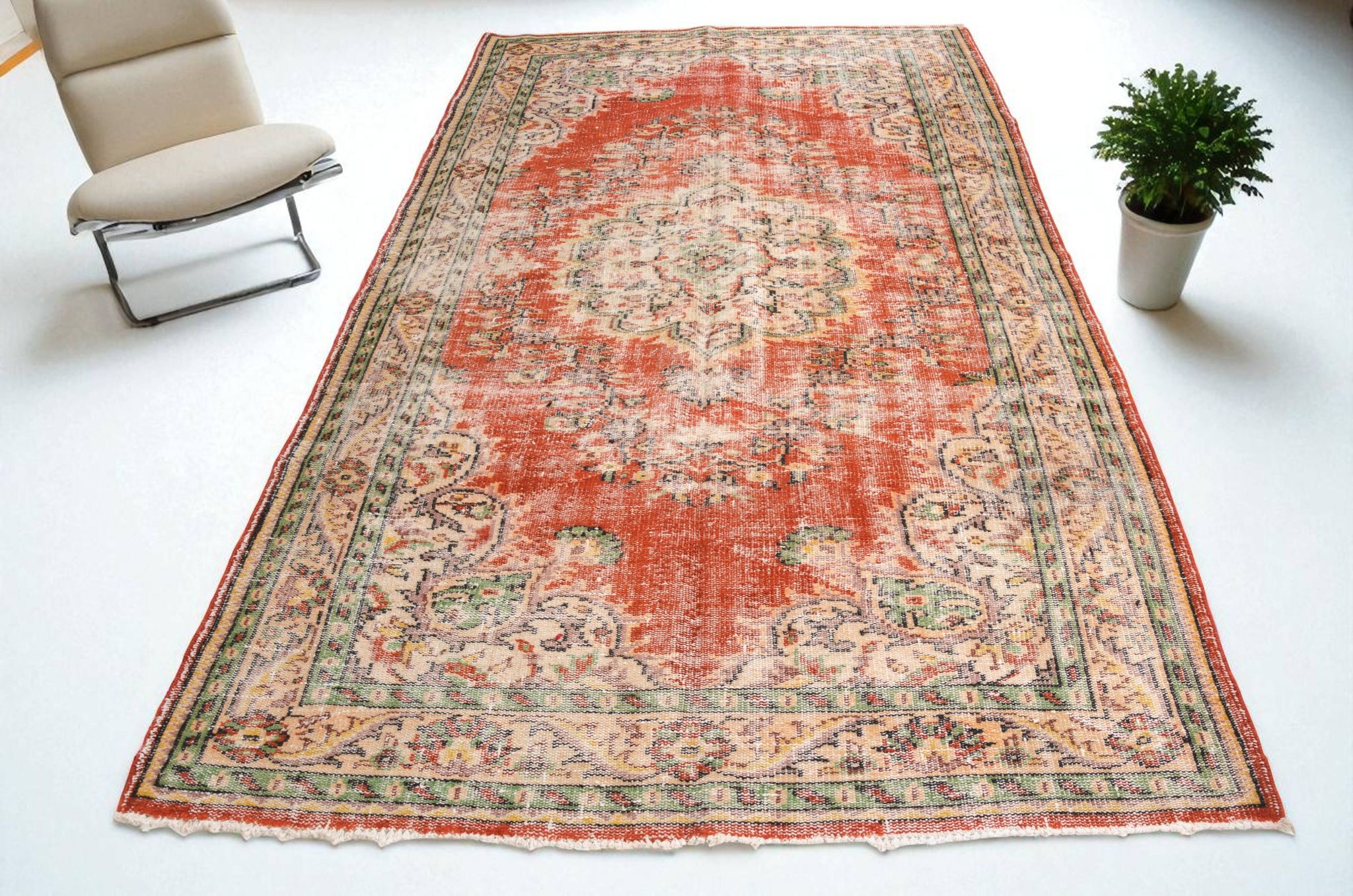 Tapis vintage en laine turque anatolienne