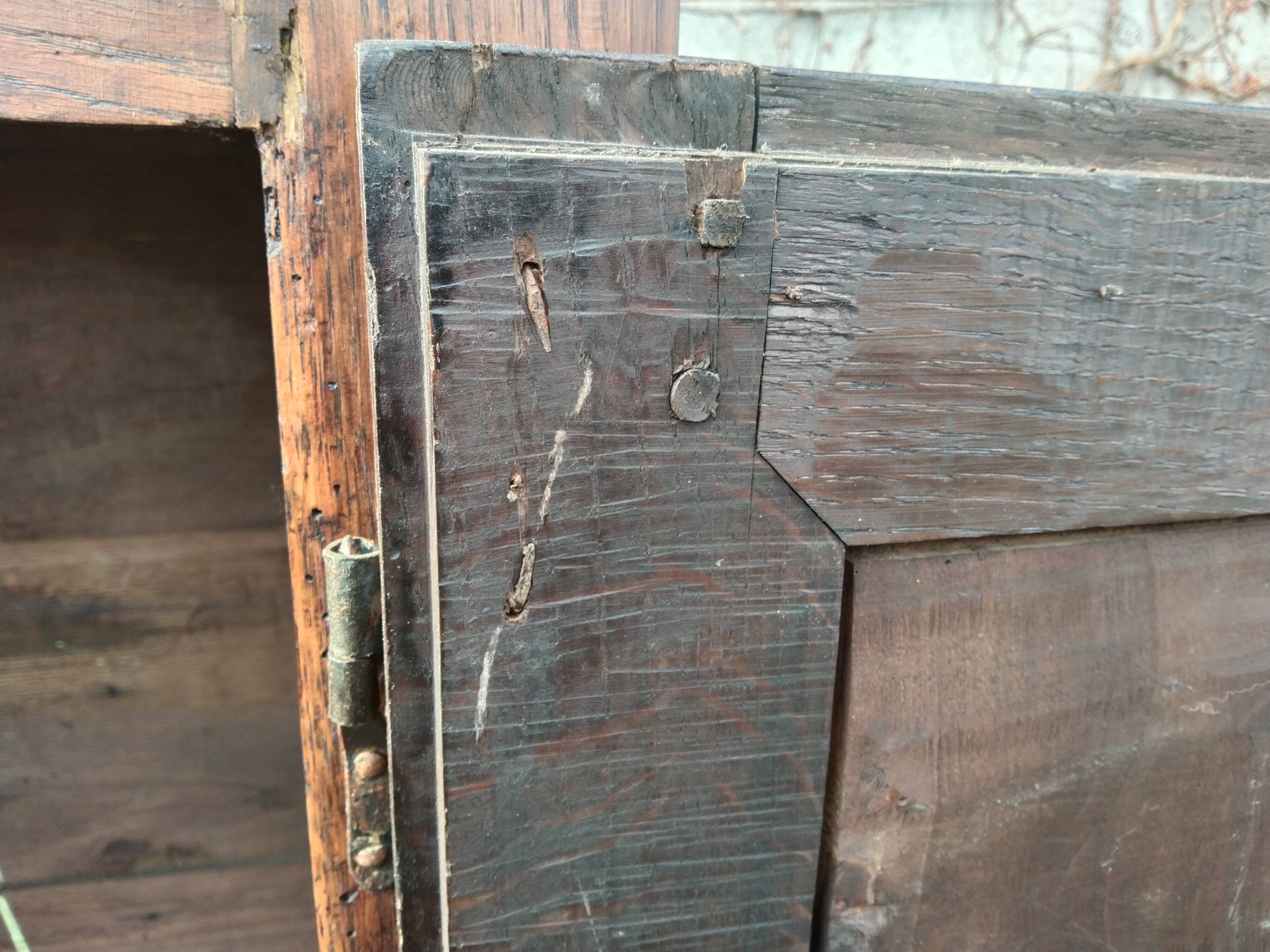 Auvergne wardrobe 18th century