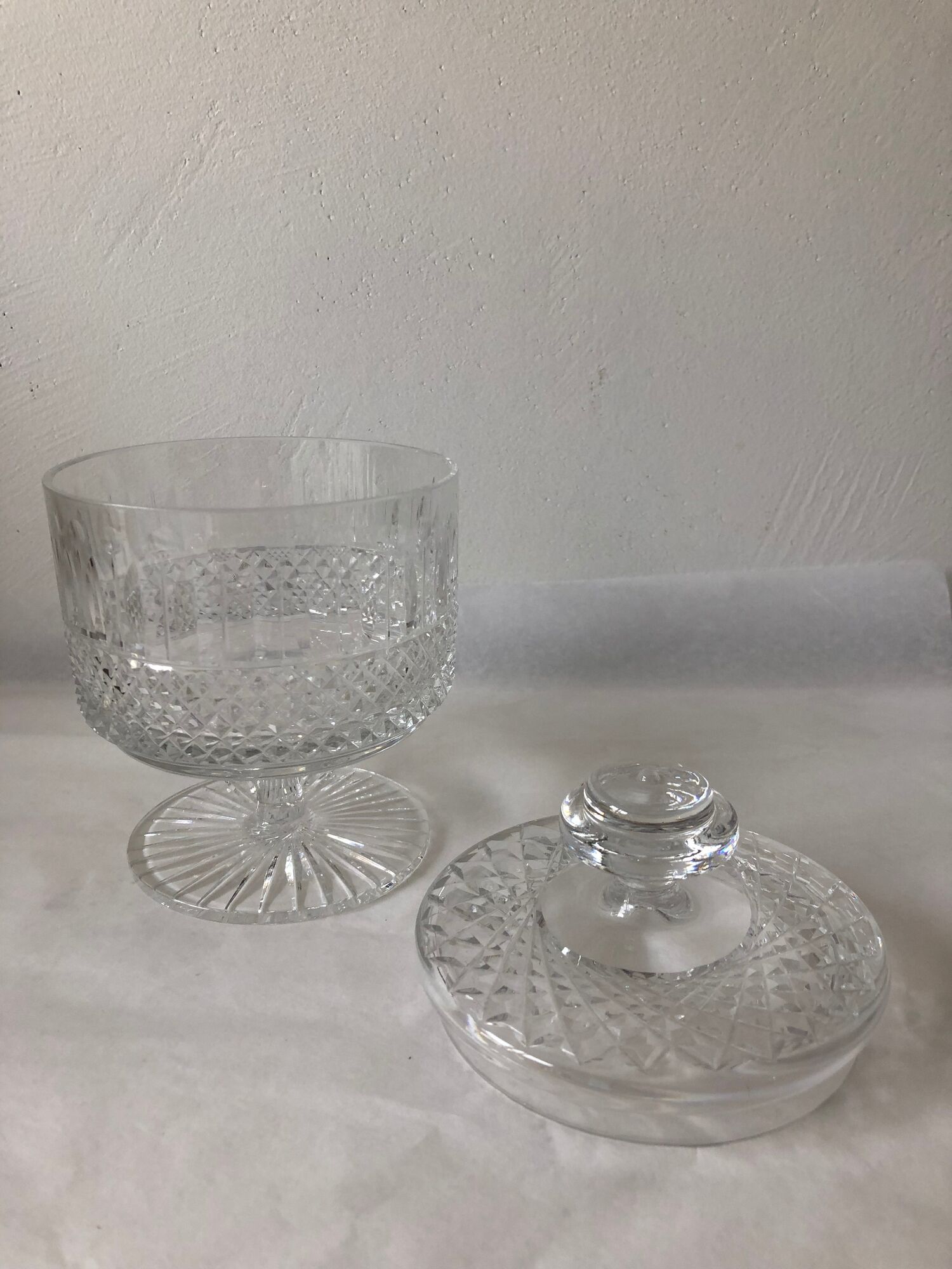 Early XXth Baccarat Crystal candy box