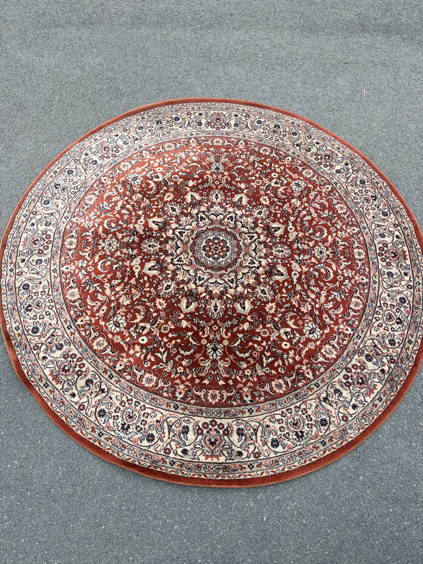 Large round vintage "Concerto" rug by Louis de Poortere – Persian style
