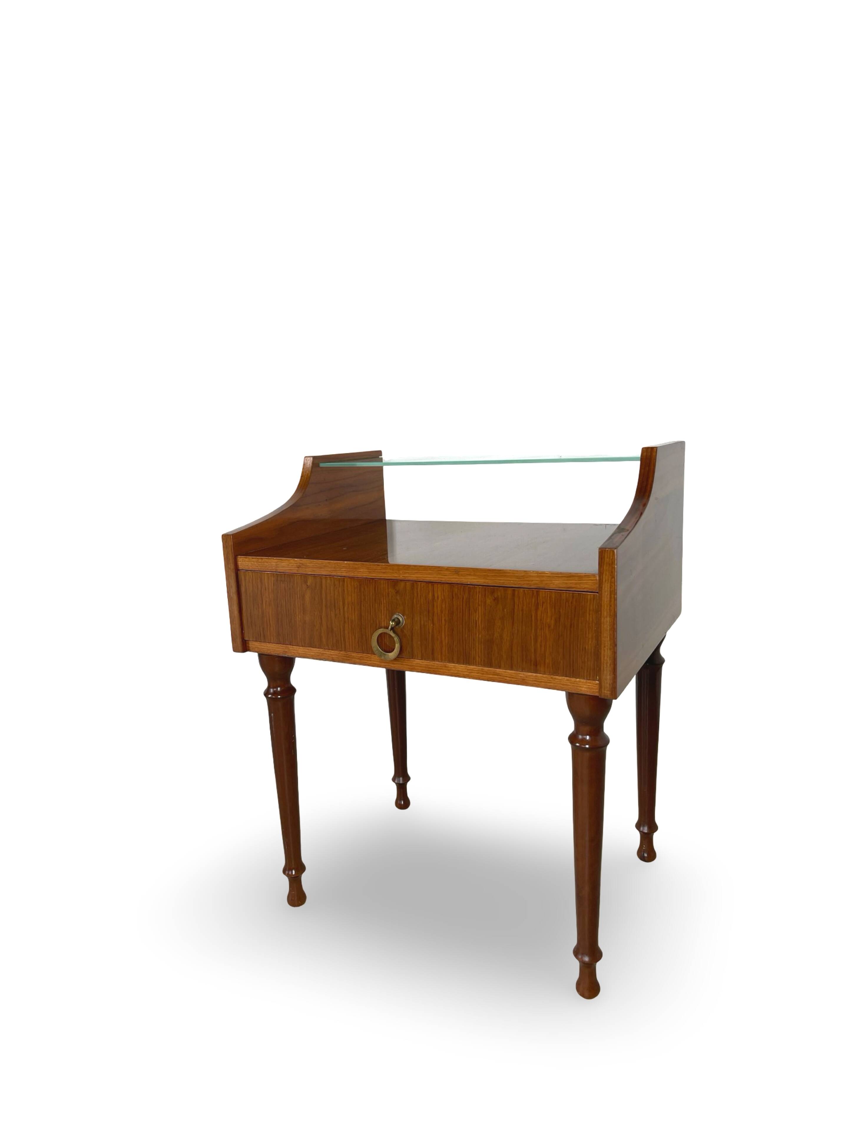 Tables de chevet italiennes des années 1950