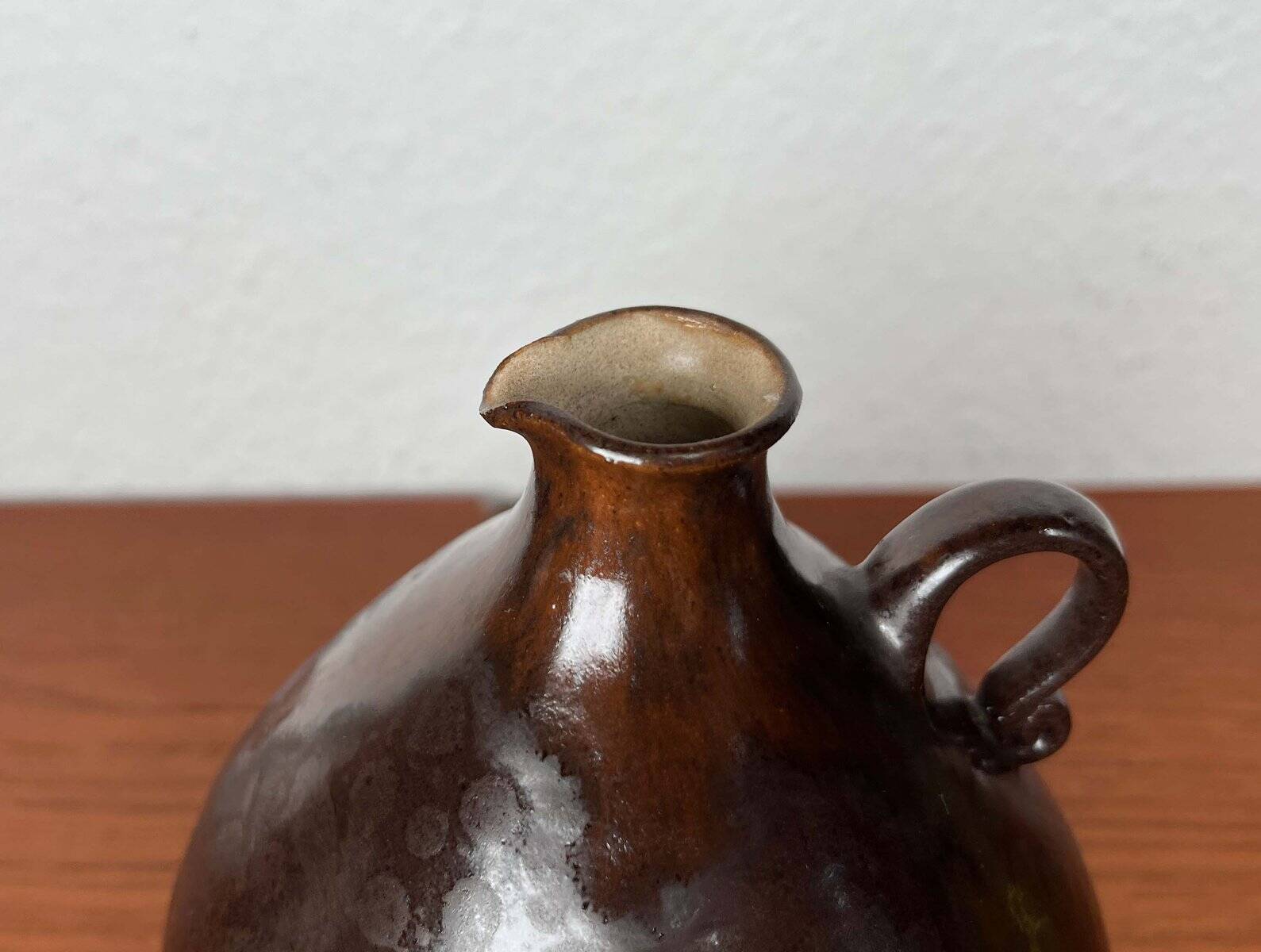 Mid-Century Modern German Studio Pottery Jug with Mugs by Melitta Teubner, 1960s, Set of 4