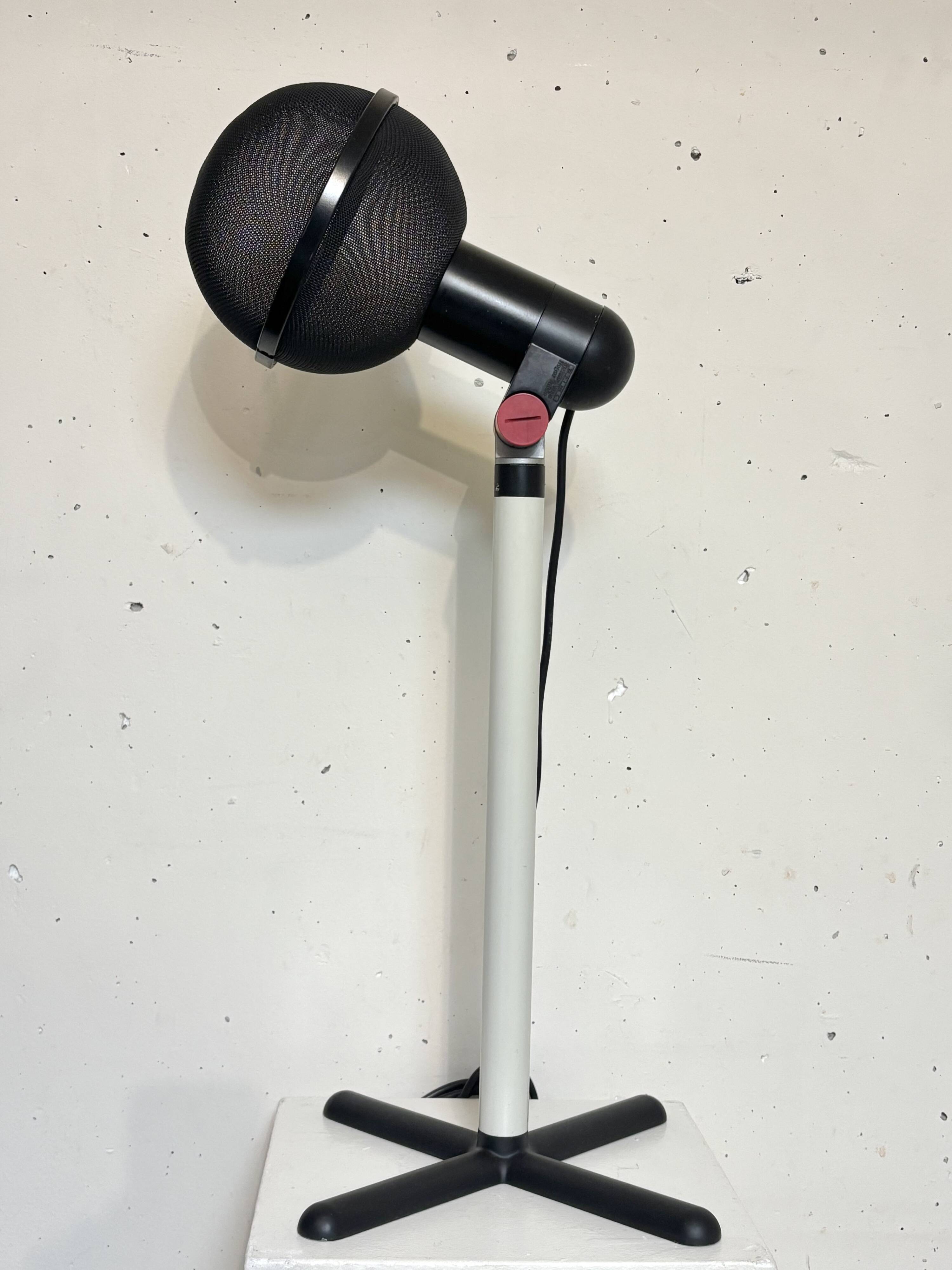 “Micro” lamp, Roge Tallon, Erco 1970