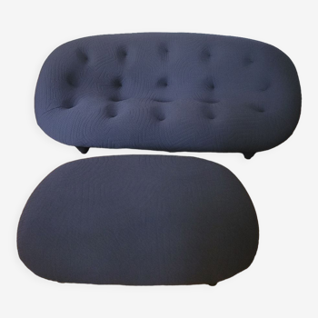 3-seater sofa and plum pouf