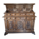 Italian buffet from the 1960s in carved wood.