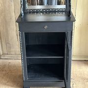 Vitrine ancienne