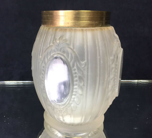 Old glass vase and Louis XVI-style brass ring