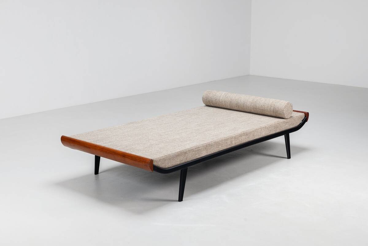 Dick Cordemeijer Cleopatra daybed for Auping in melange fabric The Netherlands 1954