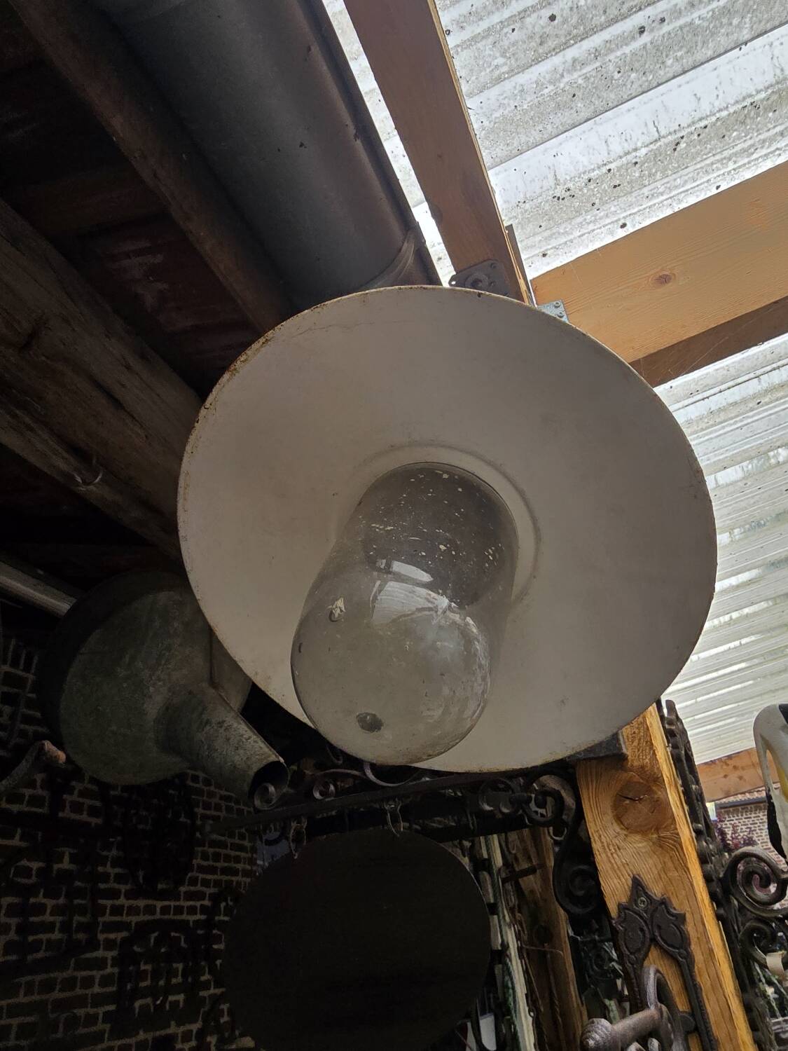 Industrial iron swan neck wall light