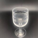 Chiseled crystal aperitif glasses with flower pattern