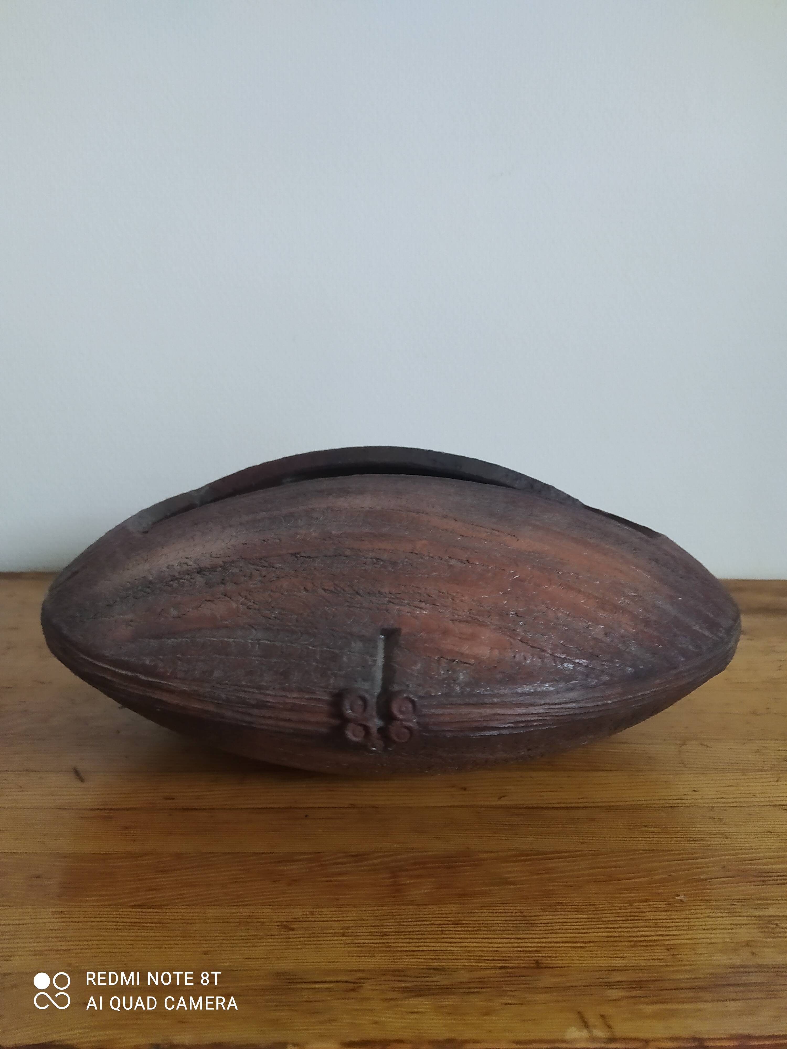 Pièce de forme d'esprit ethnique