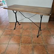 Old oak bistro table, 125cm long.