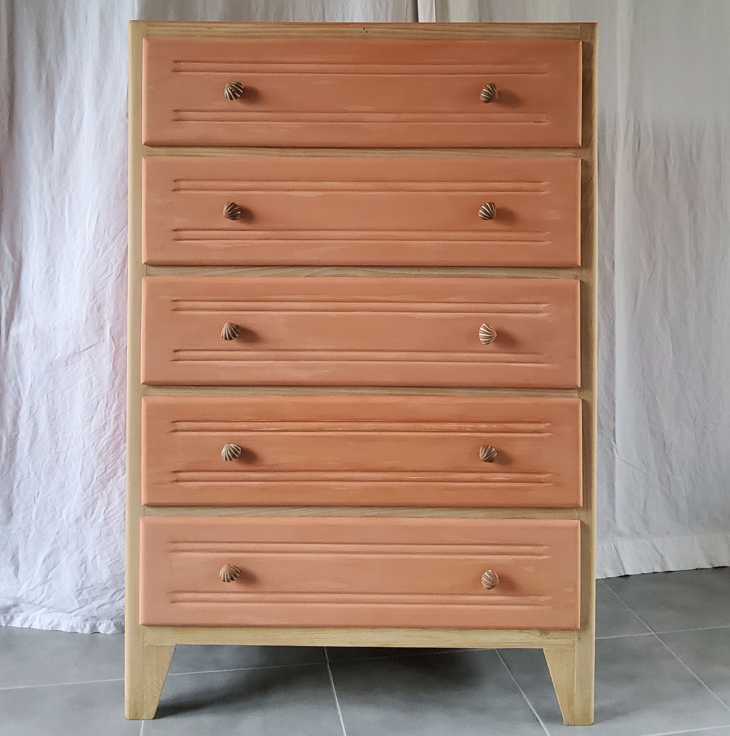 Patinated 30-40s chest of drawers