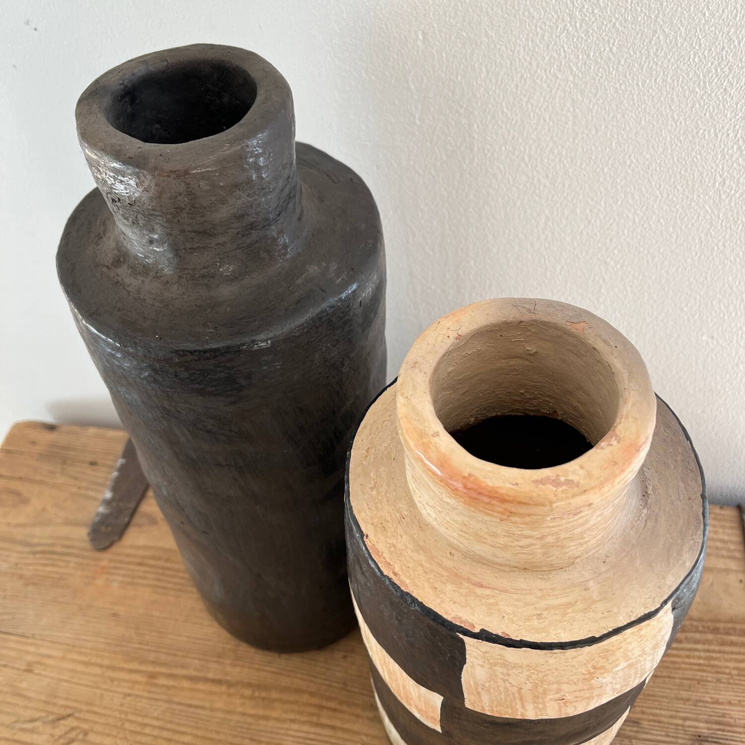 Sejnane terracotta vase