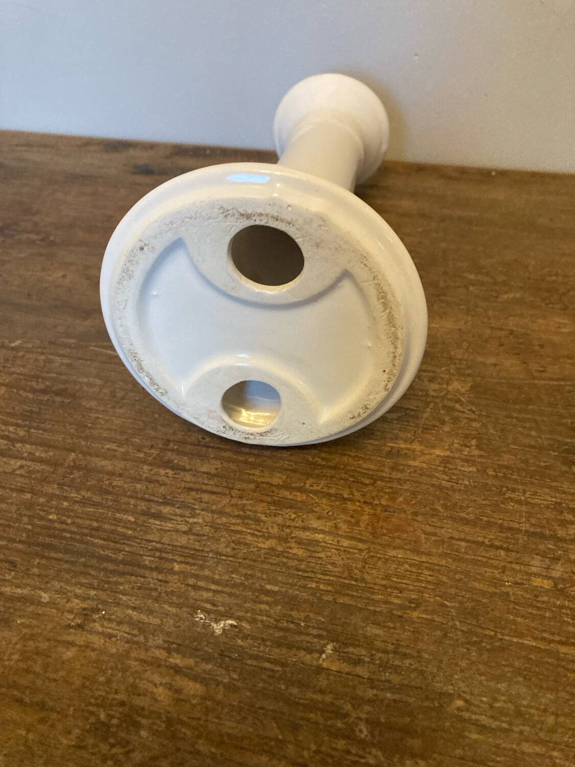 Ceramic candle holder