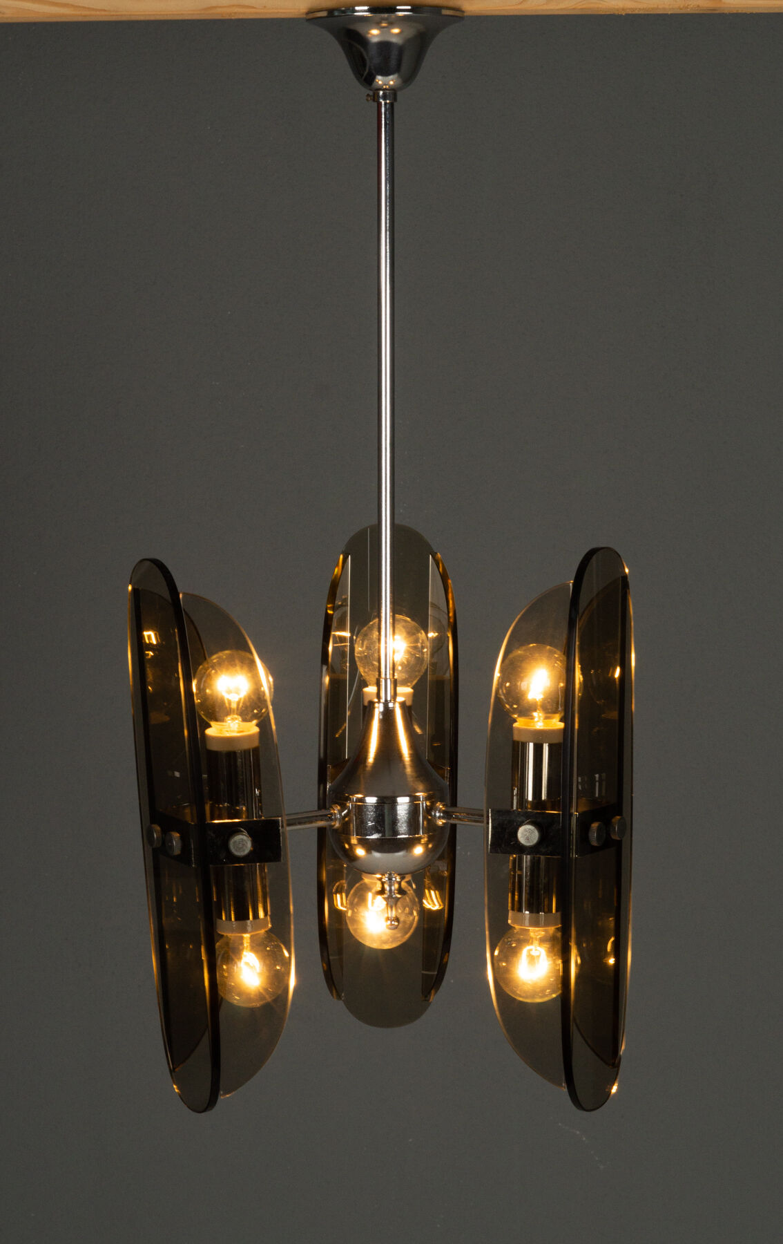 Lustre en verre fumé des années 1960