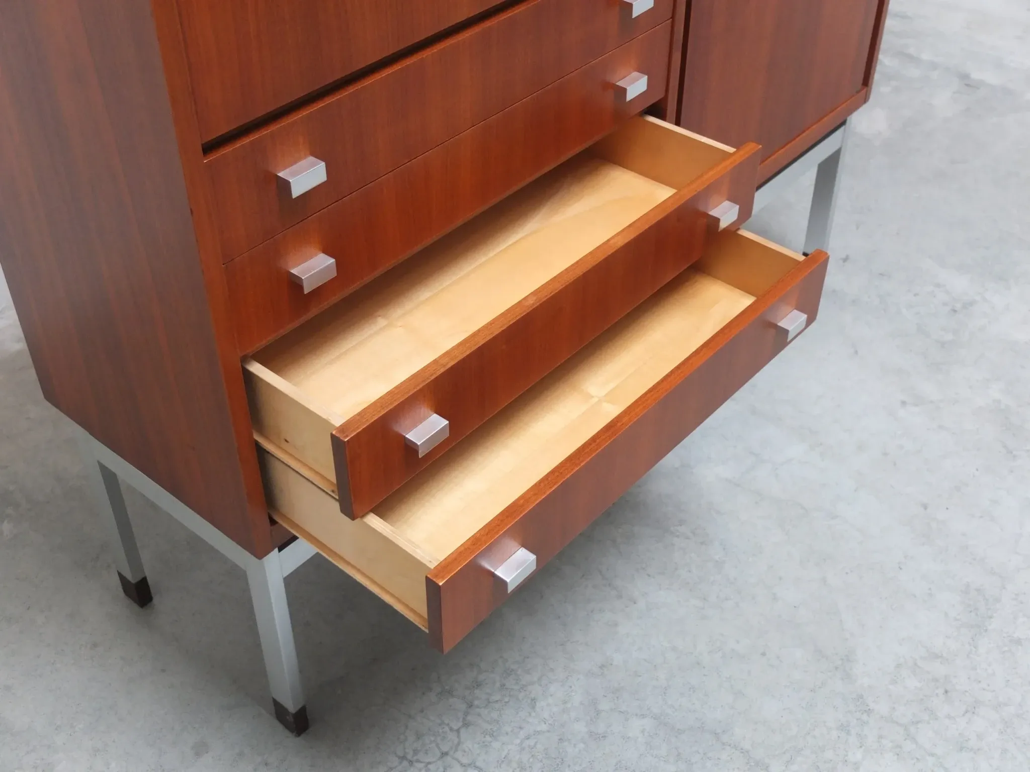 Belgian modernist bar cabinet by Werner Wölfers for V-Form, 1965