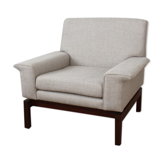 Modernist chair