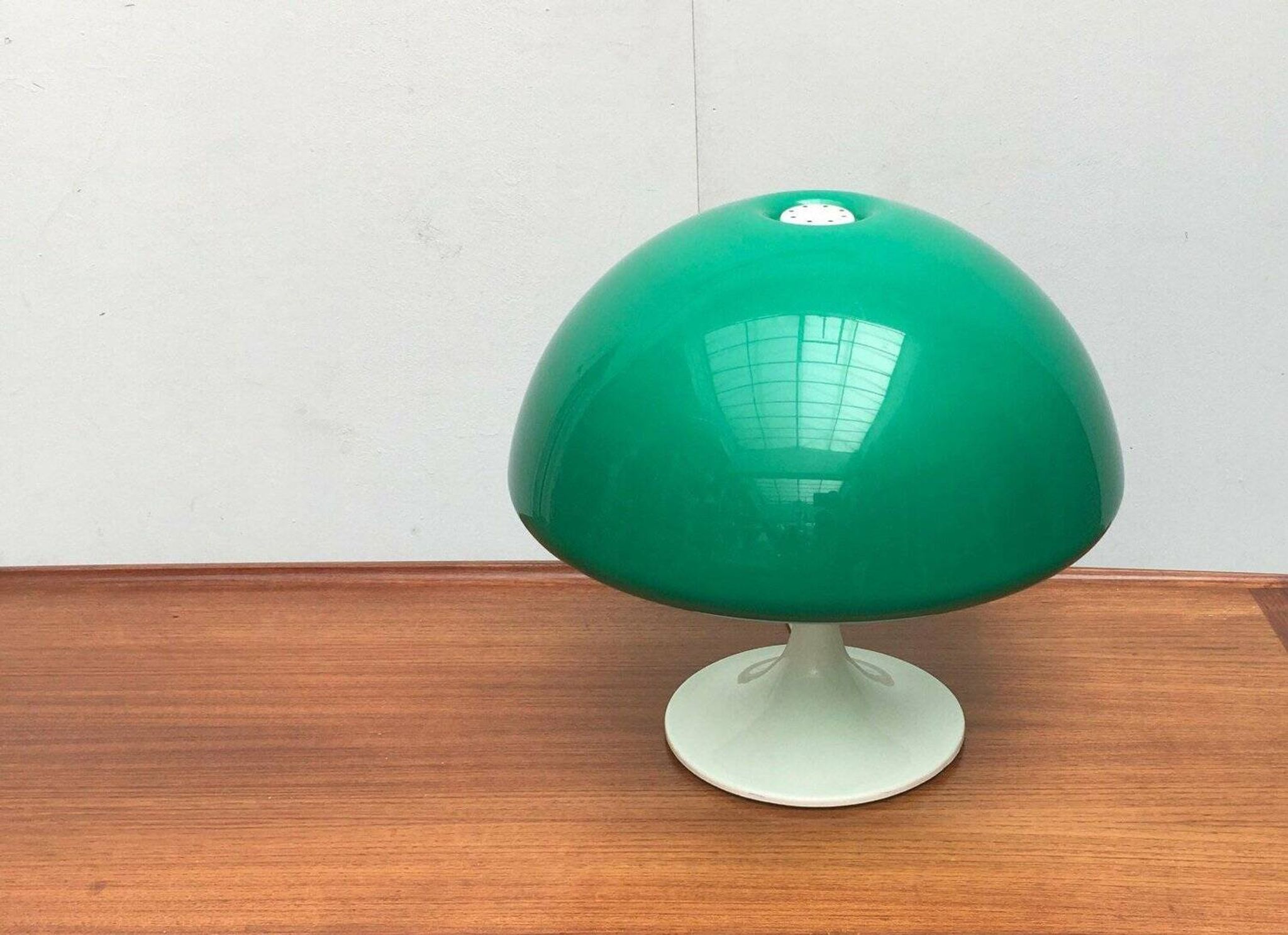 Mid-century green Italian table lamp Toledo by Luigi Massoni for Guzzini, 1960s.