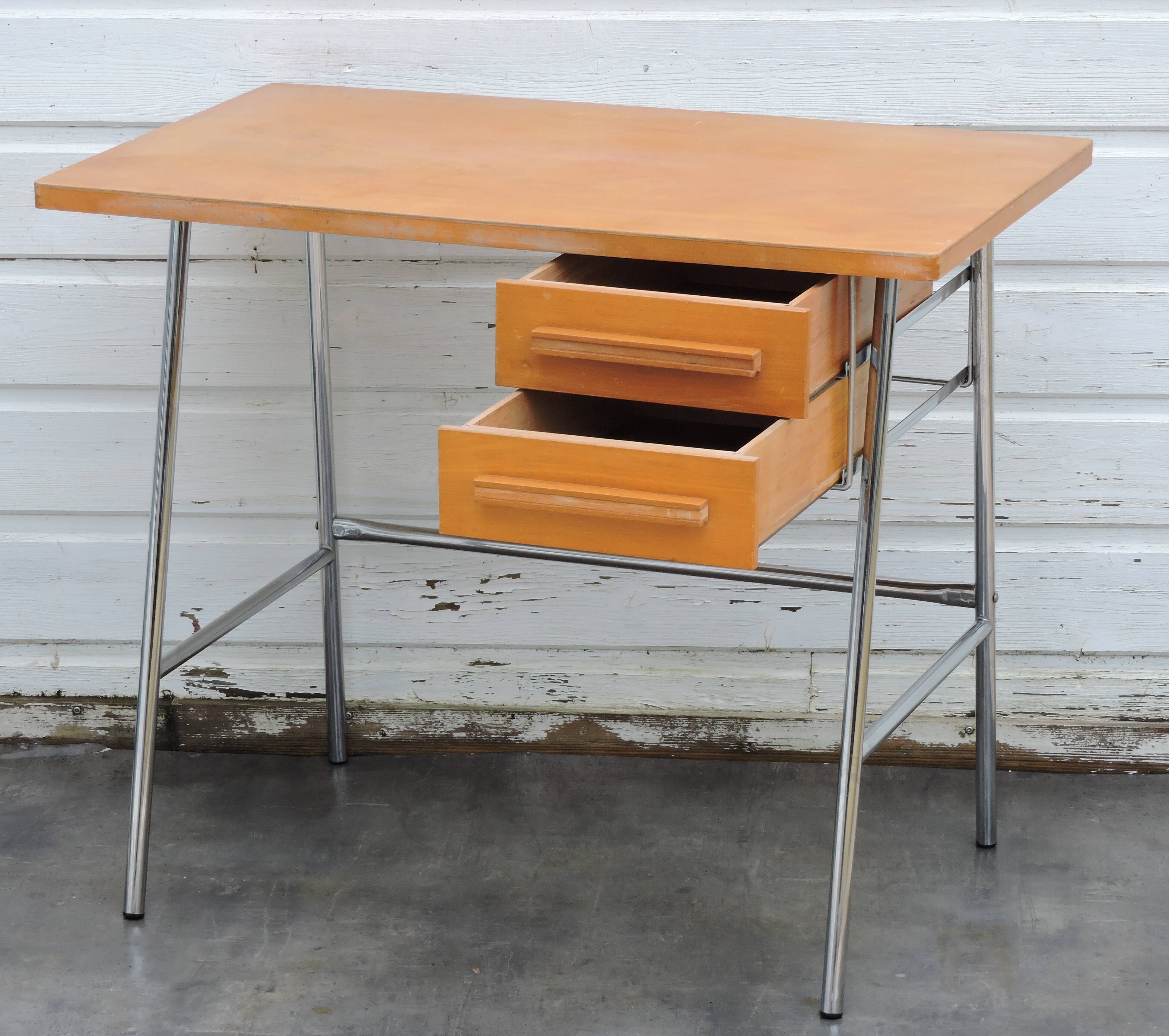 Bureau vintage en bois et tube chromé