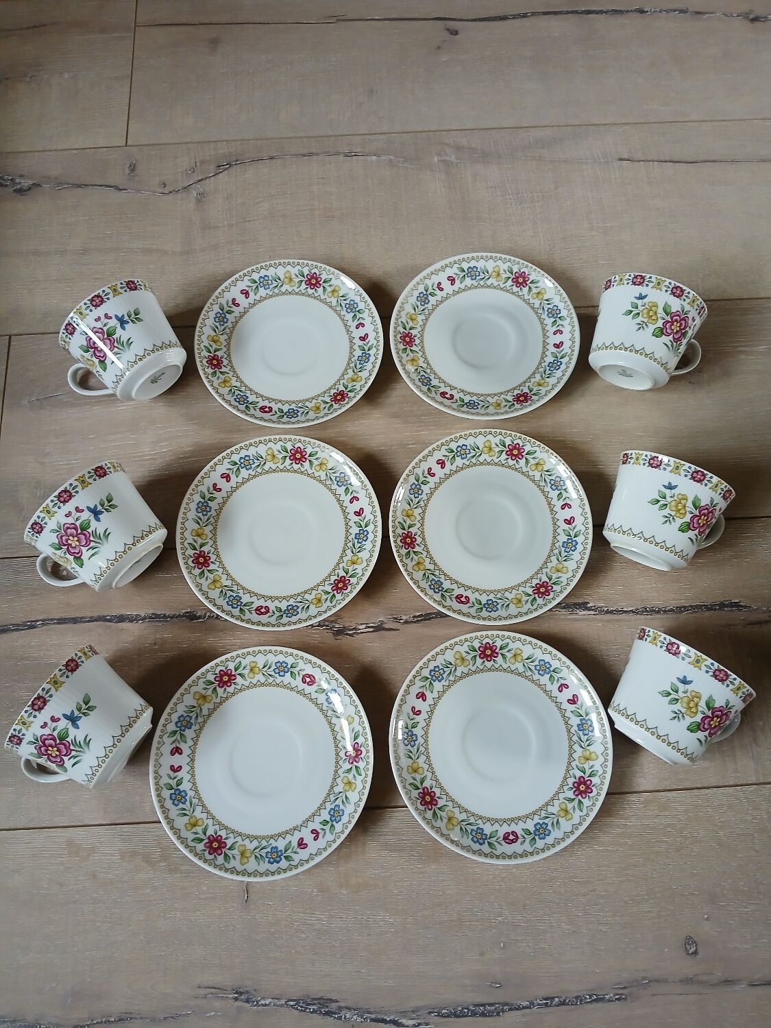 6 tasses + soupes anciennes/ années 50