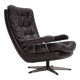Chaise pivotante danoise des années 1970, état d'origine, cuir d'ameublement marron.