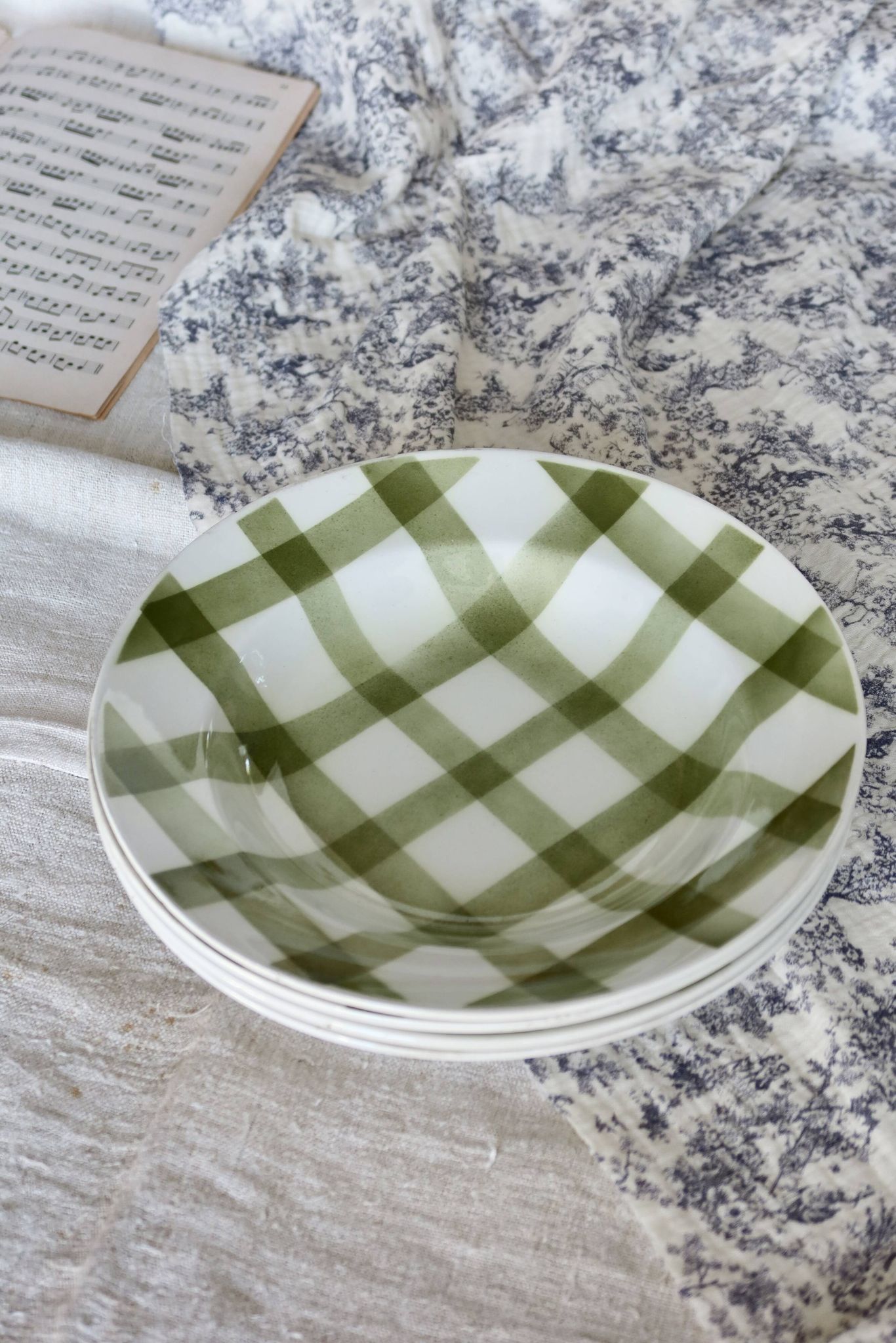 4 vintage deep plates in earthenware Moulin Des Loups model Nappe green