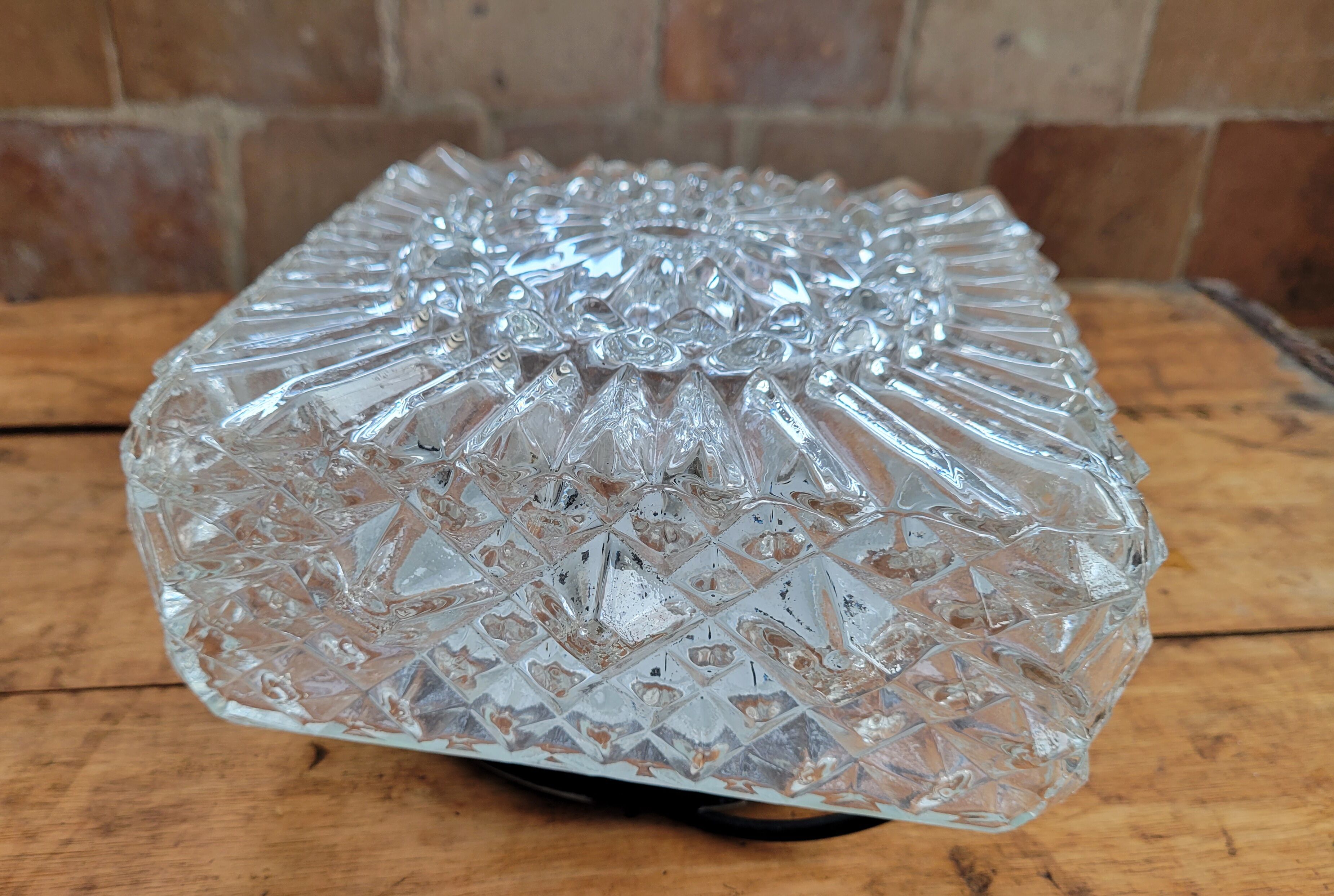 Square cast glass ceiling lamp
