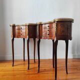 Paire se tables de chevet style Louis XV forme rognon