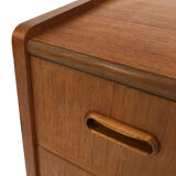 Dresser in teak