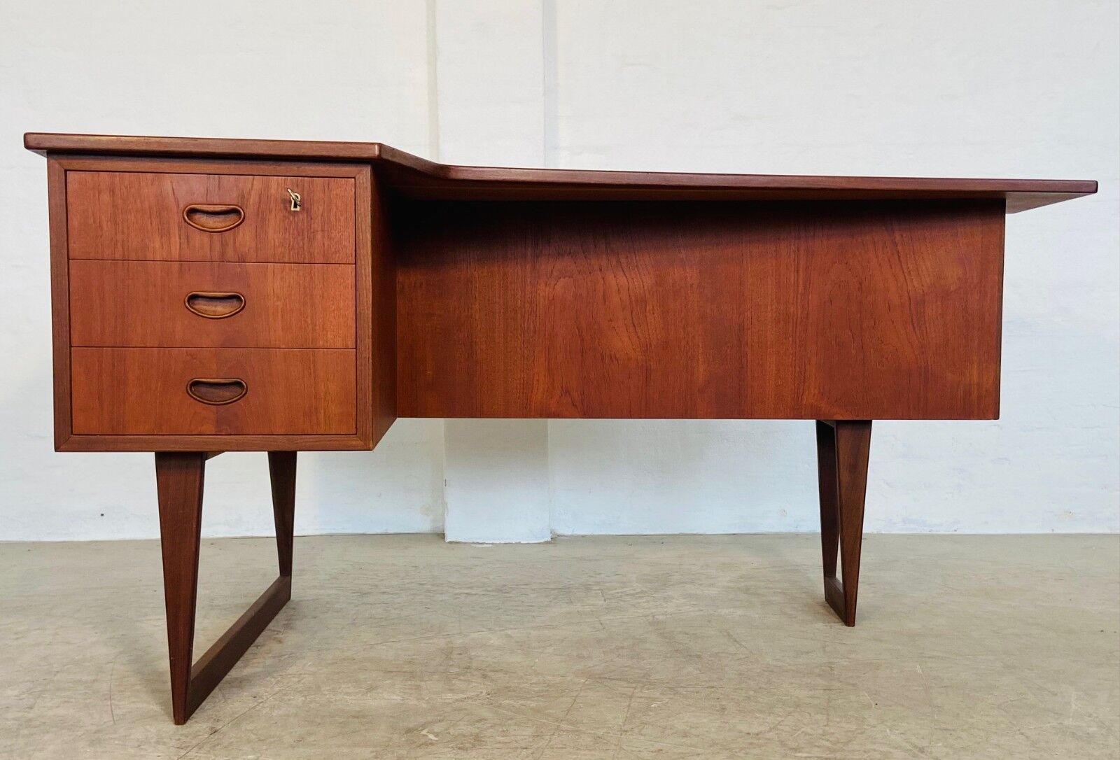 Vintage retro Danish mid-century boomerang desk 1960s