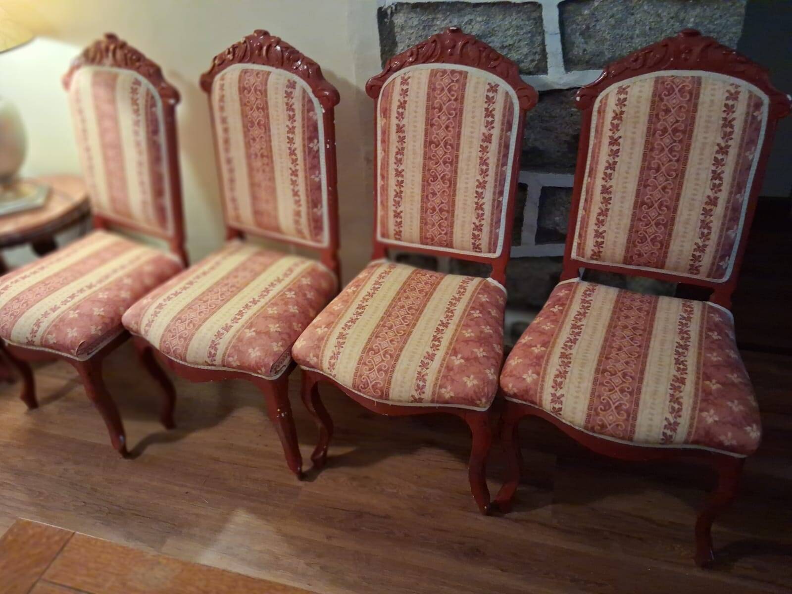Isabelin salon, fully restored, Louis XV style.