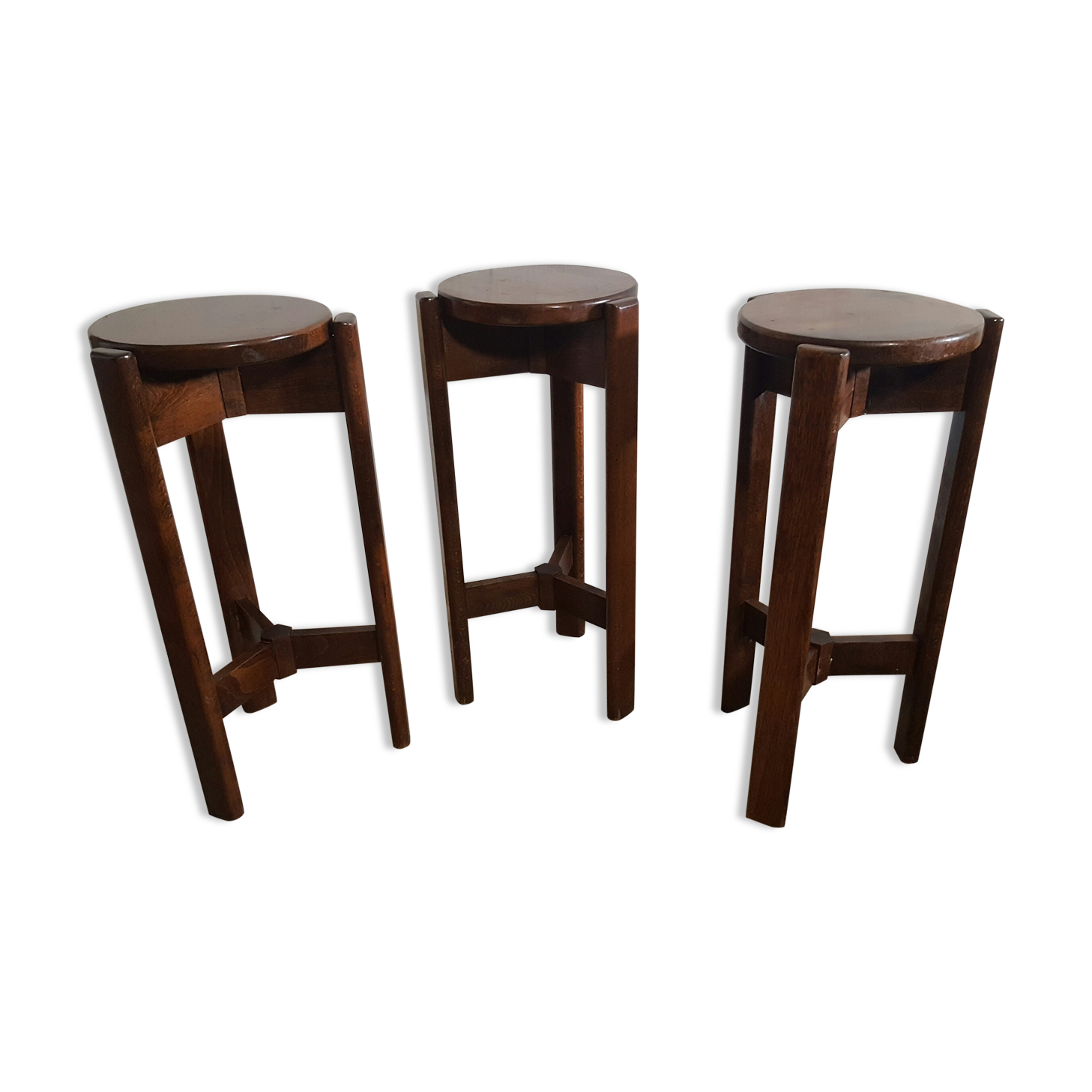 3 bar stools tripod