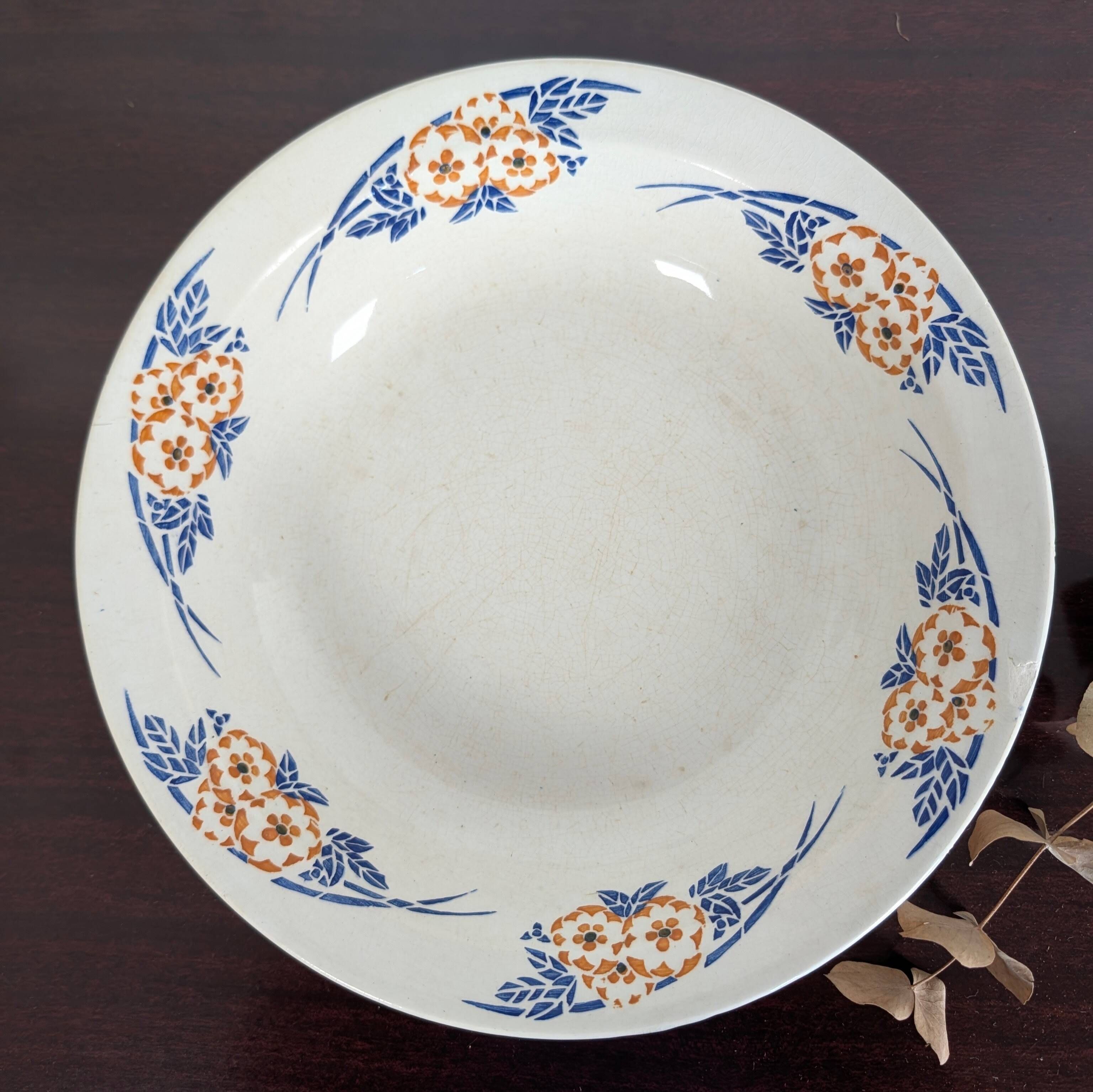 Shallow dish Hamage & Moulin des Loups, blue and orange floral stencil decoration.