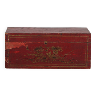 Small antique chest with floral details (c.1900) #30